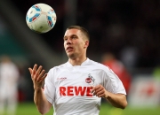 九游VIP-斯通斯一锤定音，莱比锡红牛横扫希腊展现统治力