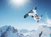 九游娱乐网页-逆转狂澜，西亚卡姆领军广东队绝地反击，力克76人创奇迹