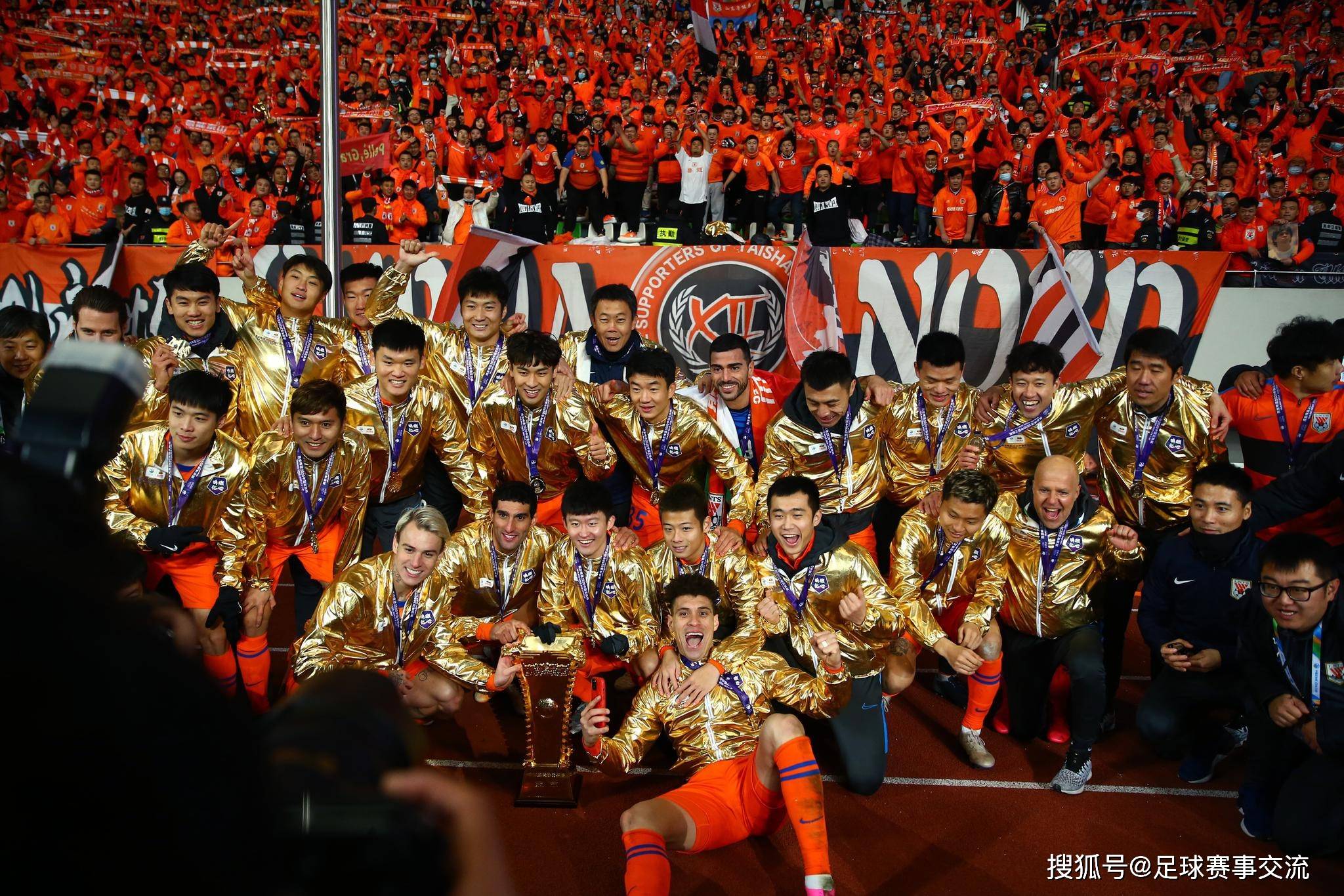 向胜利前进:国家队备战足球大赛 向胜利前进:国家队备战足球大赛