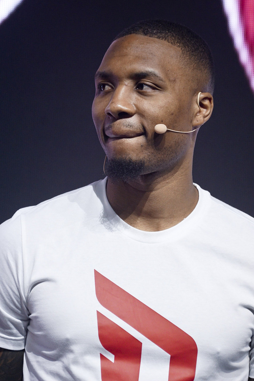 关于独行侠翻盘热火B队,利拉德高光表现的信息 关于独行侠翻盘热火B队,利拉德高光表现的信息