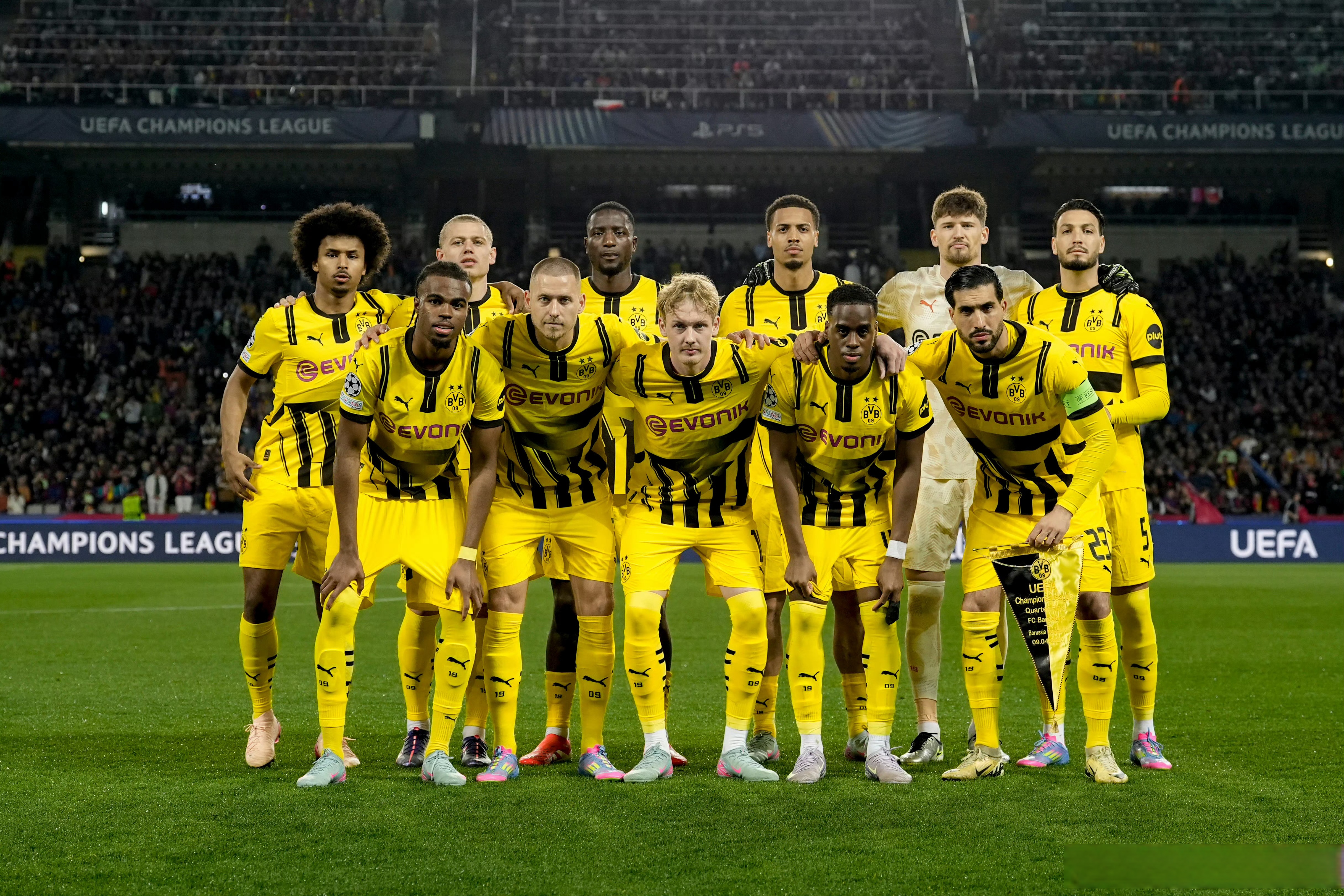 拜仁慕尼黑挫败多特蒙德,成功晋级欧冠四强 拜仁慕尼黑挫败多特蒙德,成功晋级欧冠四强